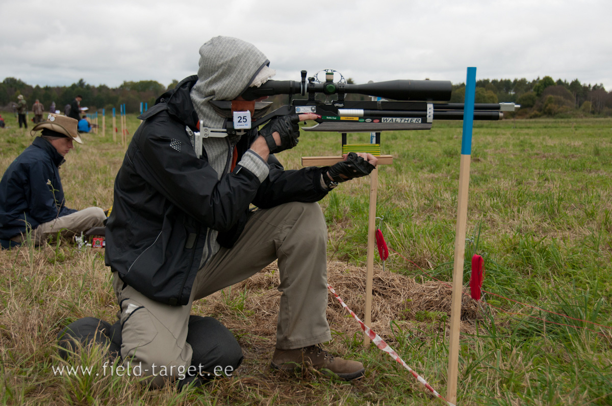 0100   Aron Jalakas tulejoonel